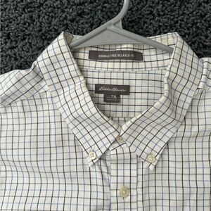Men’s Eddie Bauer Dress Shirt.